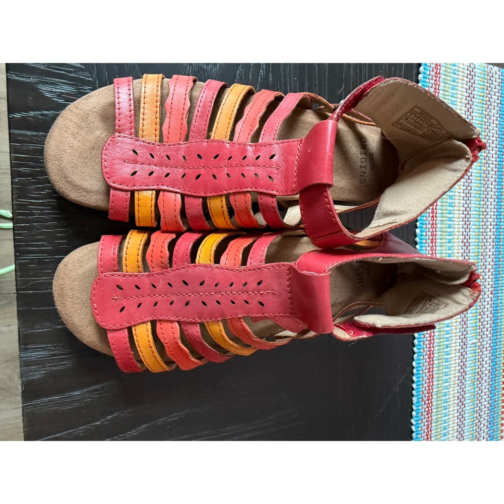Earth Origins Bevvy Red Multi Leather Gladiator Sandals Women 8 M Strappy Zip